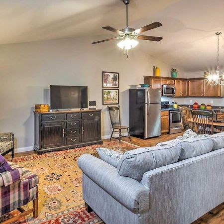 Pet-Friendly Brownsville Retreat With Porch! Sloans Crossing Exterior photo